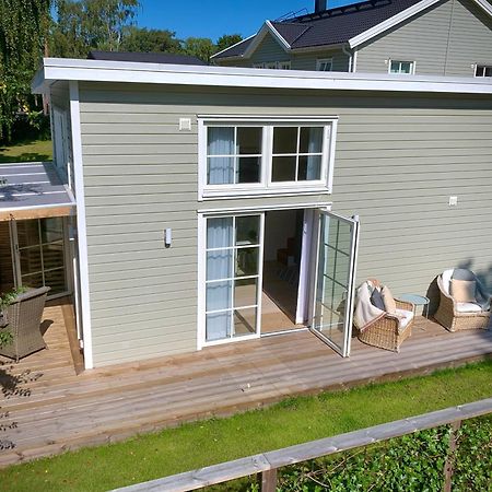 Strandnaera, Pergola, P-Plats I Hoellviken Exteriör bild